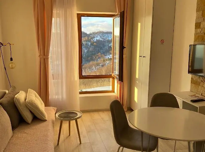 Mali Princ S18 Milmari 公寓 科帕奥尼克